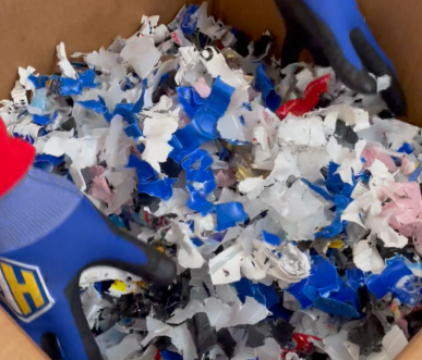 Plastic Renew 515 – Industriell plaststrimlare för hållbar avfallshantering